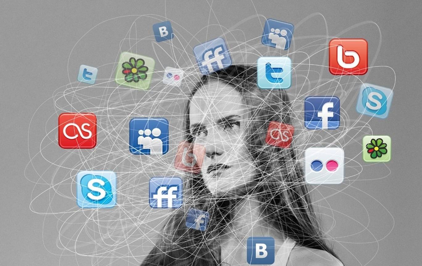 Социальные сети для граждан. Зависимость от социальных сетей. Влияние социальных сетей. Социальные сети зависимость. Социальные сети зависимость от социальных сетей.