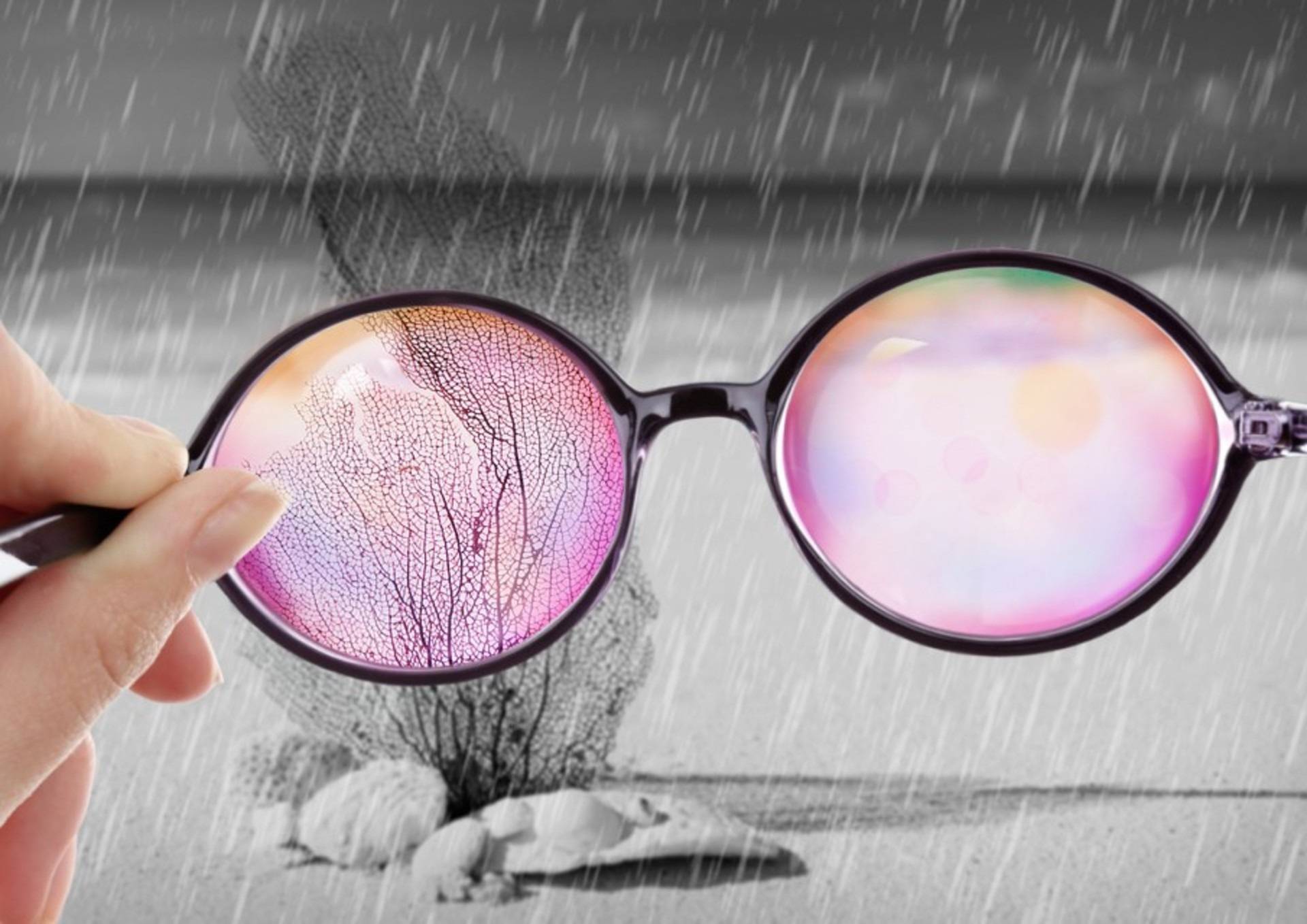Снимите розовые очки: 10 жестоких жизненных истин, которые отрезвляют