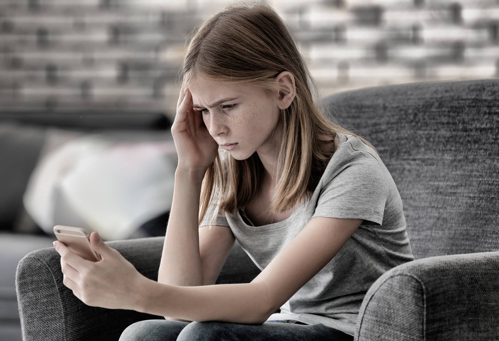 Депрессия у подростков: миф или реальность?