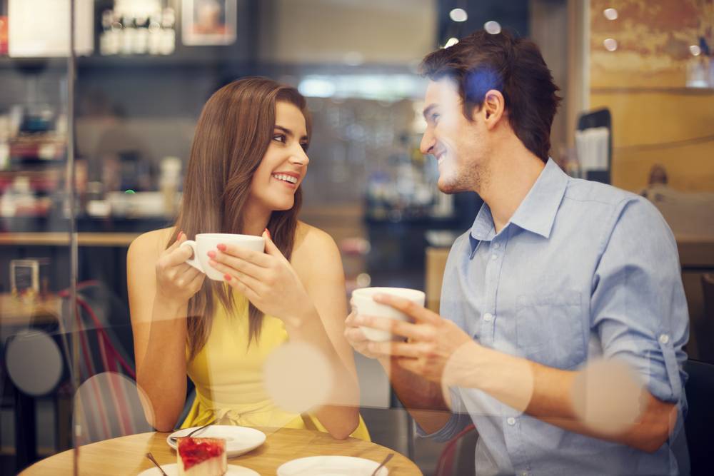 10 советов: как найти общий язык с друзьями мужа