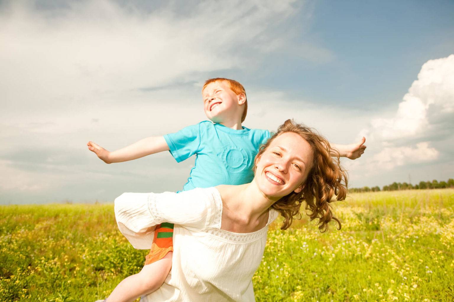 Как вырастить ребенка счастливым: 10 простых правил