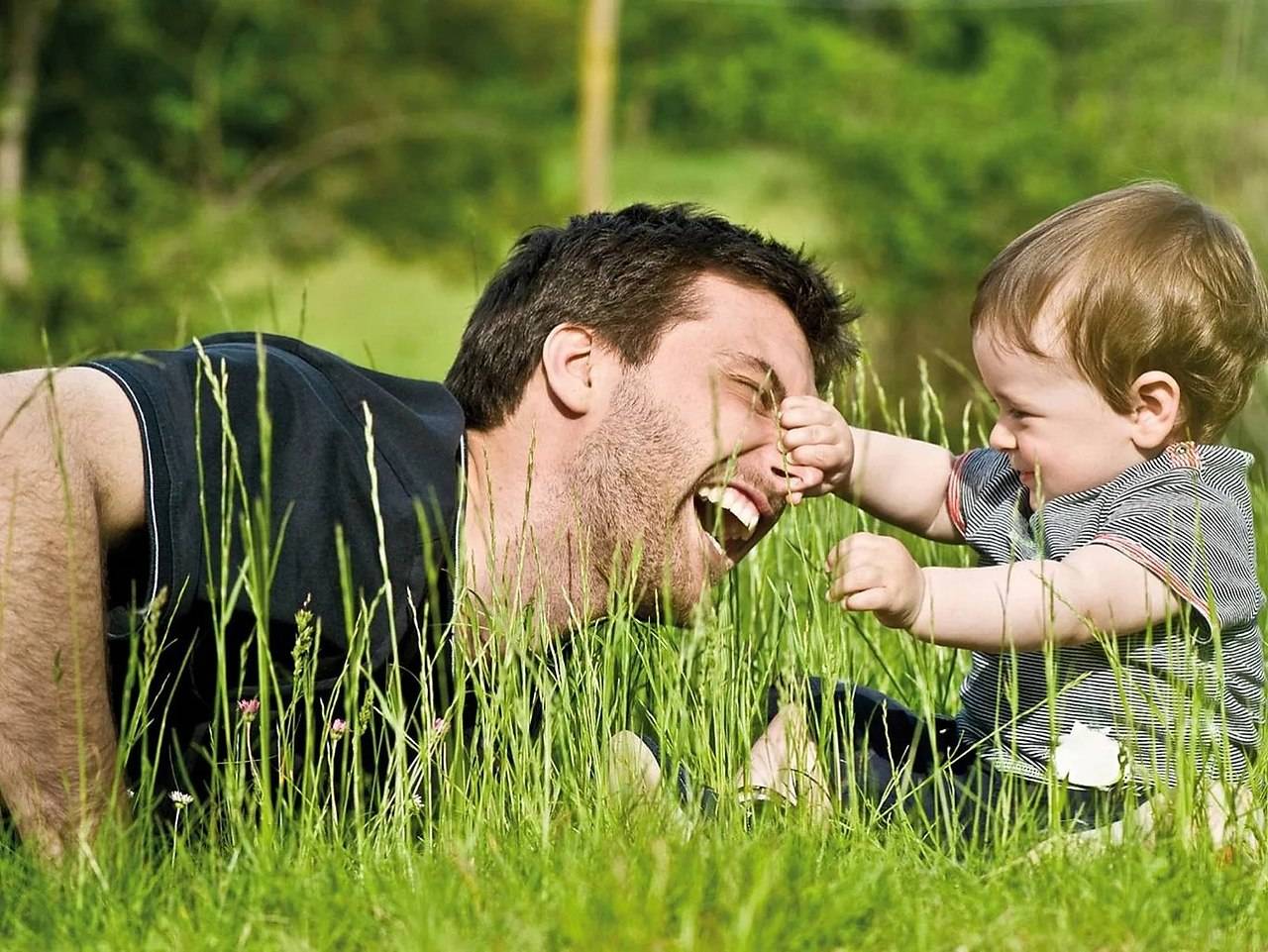 Зачем нужен отец ребенку — детям нужен папа так же, как и мама - medalvian