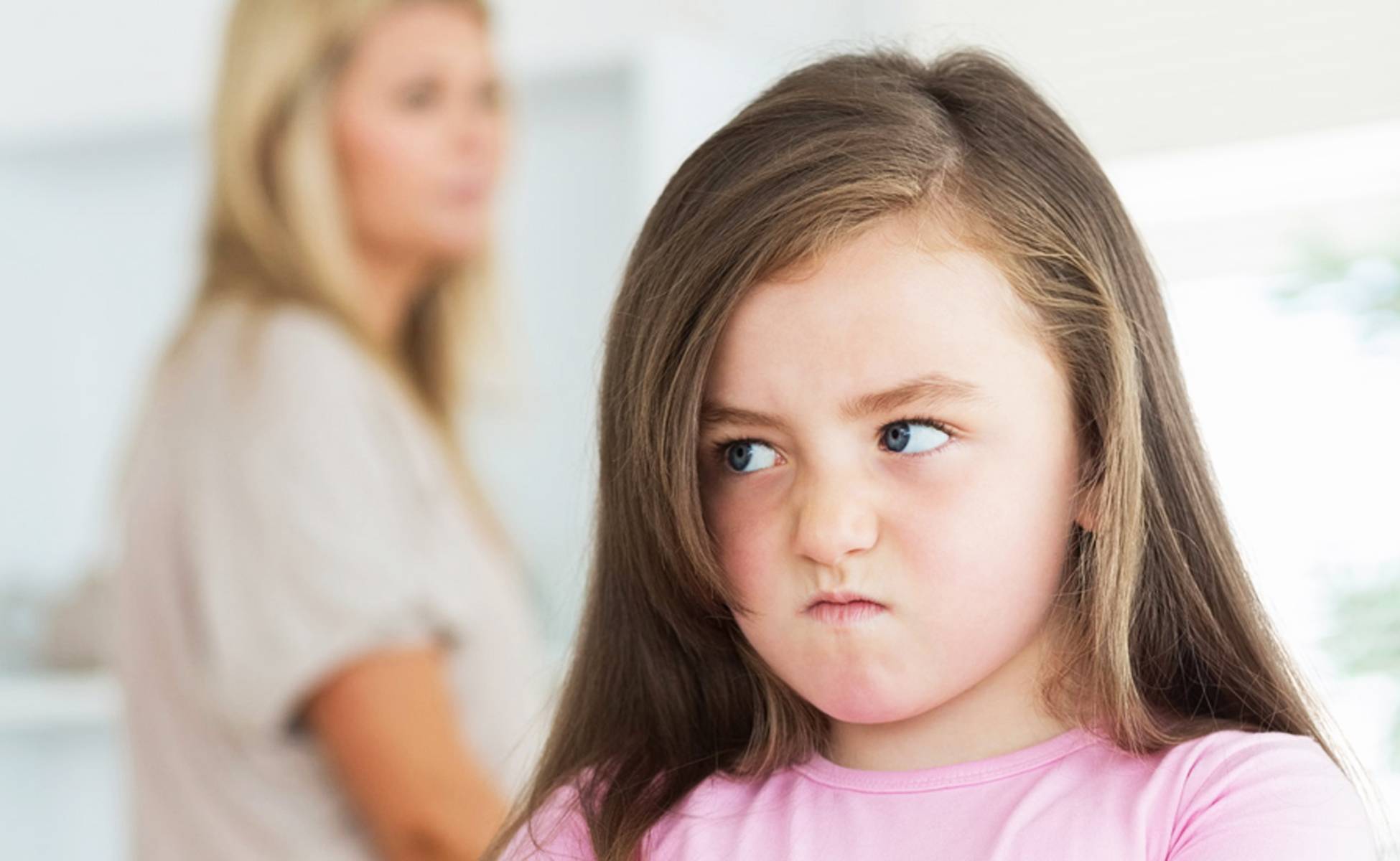 Ребенок грубит: как пресечь плохое поведение?