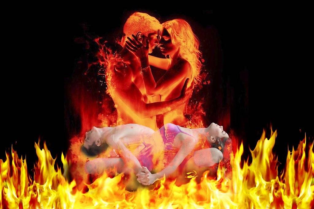 Приворот на огонь: 10 мощных любовных обрядов