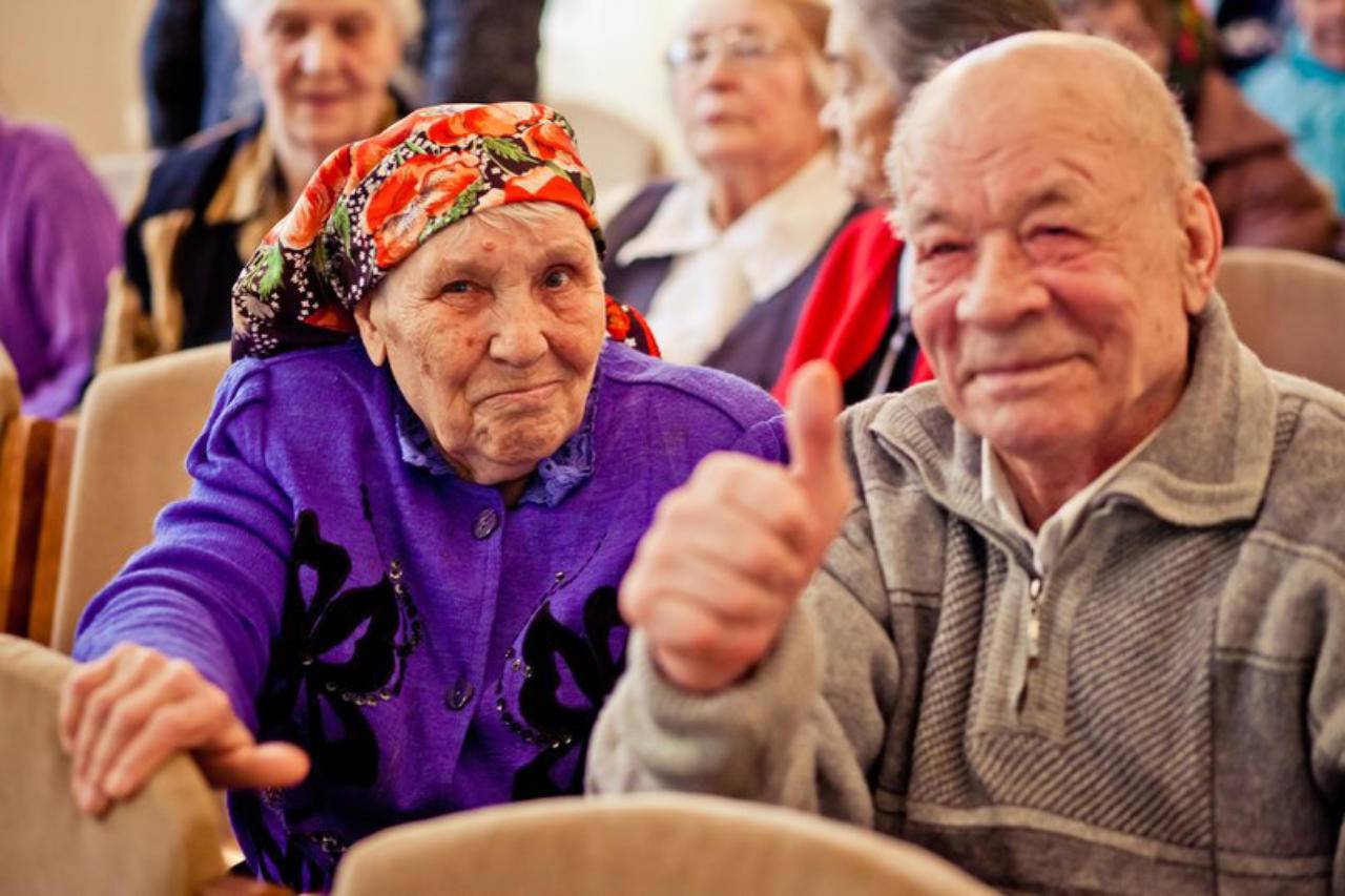 1 октября - день пожилого человека. 10 фактов о старости в россии и мире - милосердие-дв