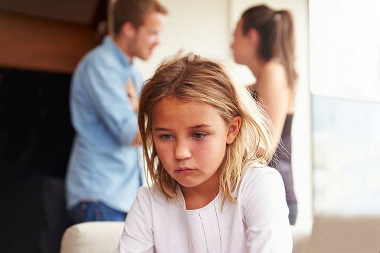 Как правильно рассказать ребенку о разводе — советы психолога