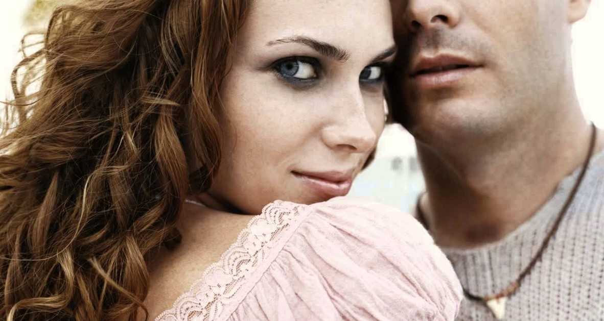 Как покорить мужчину взглядом: две техники - счастливый билет